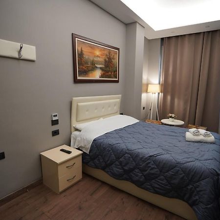 Driti Hotel Tirana Albania Ngoại thất bức ảnh