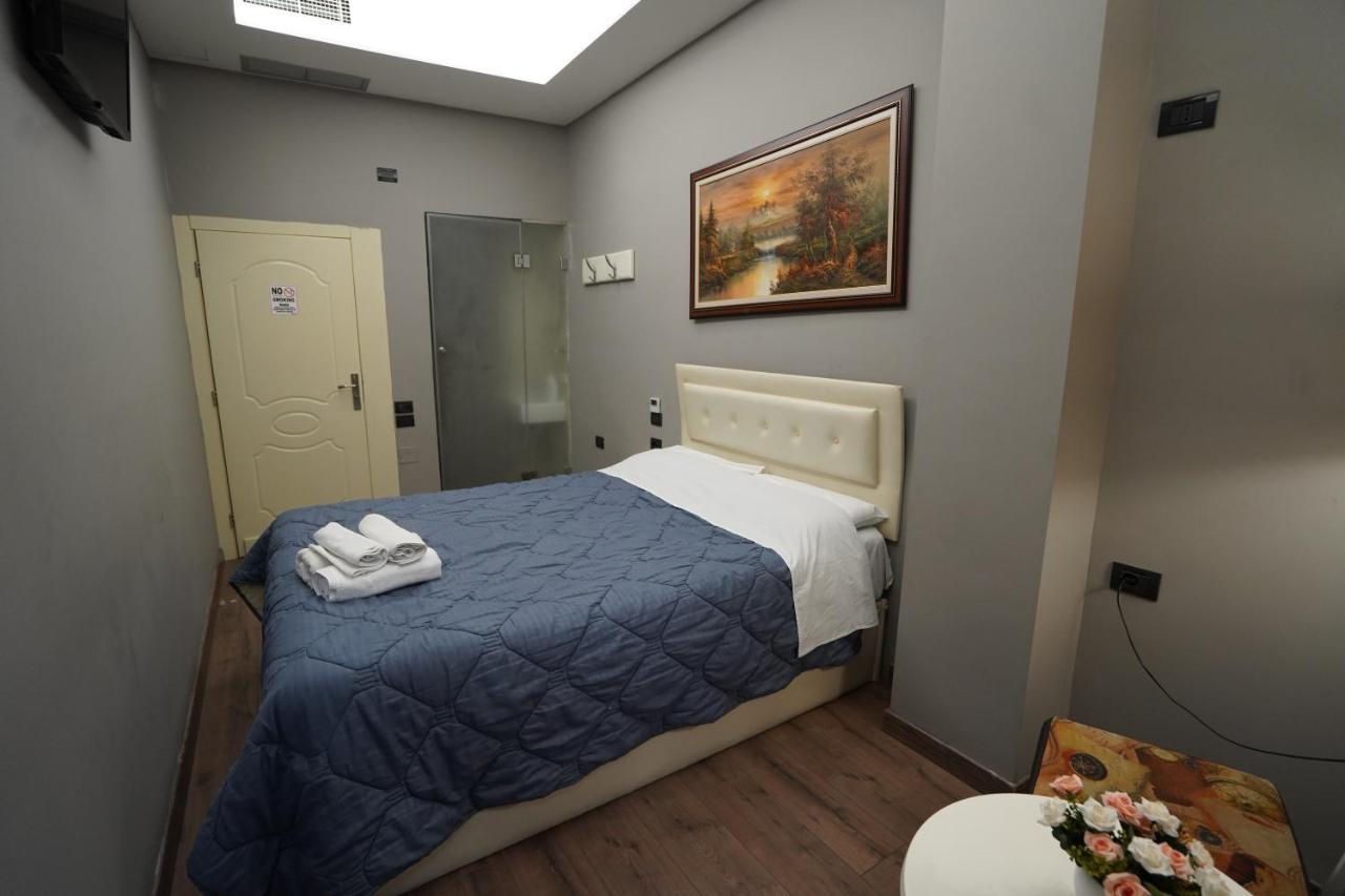 Driti Hotel Tirana Albania Ngoại thất bức ảnh