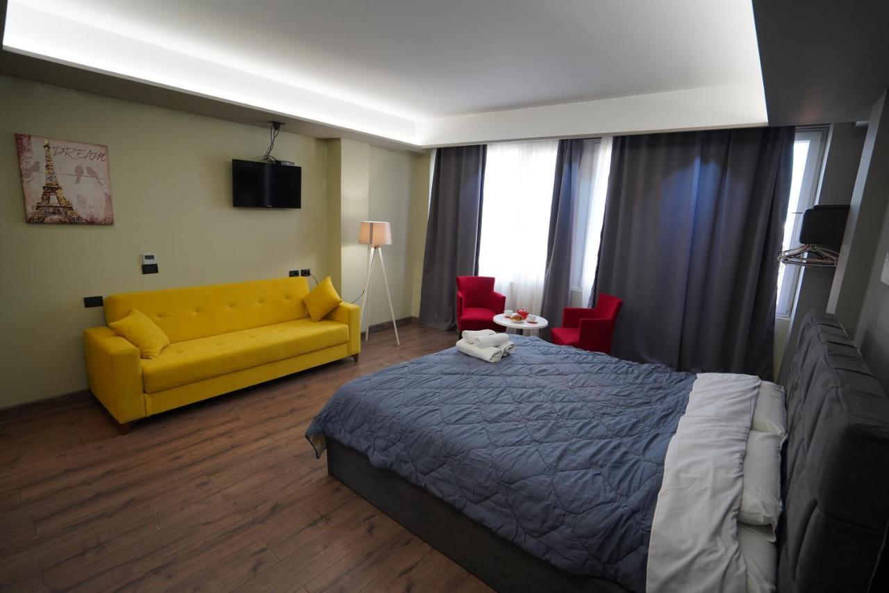 Driti Hotel Tirana Albania Ngoại thất bức ảnh