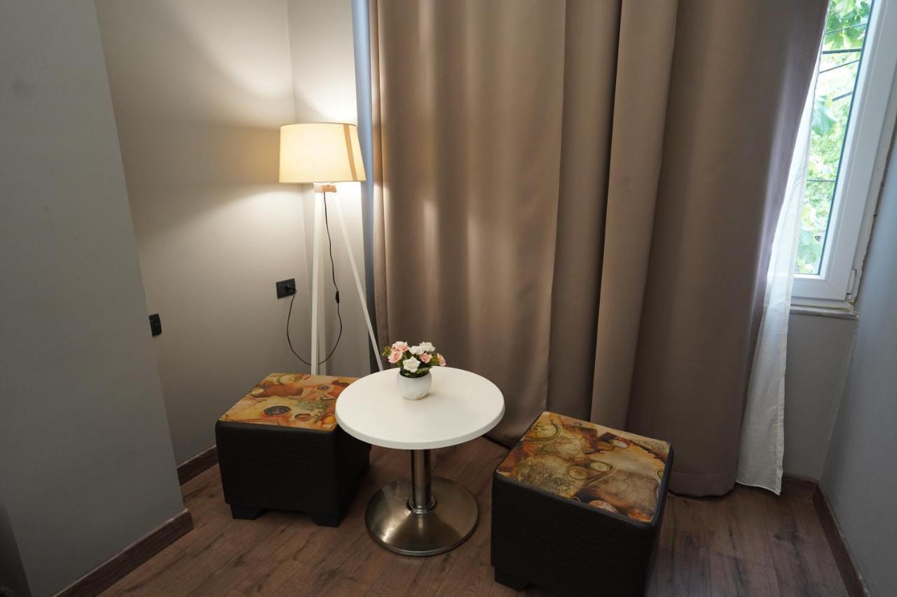 Driti Hotel Tirana Albania Ngoại thất bức ảnh