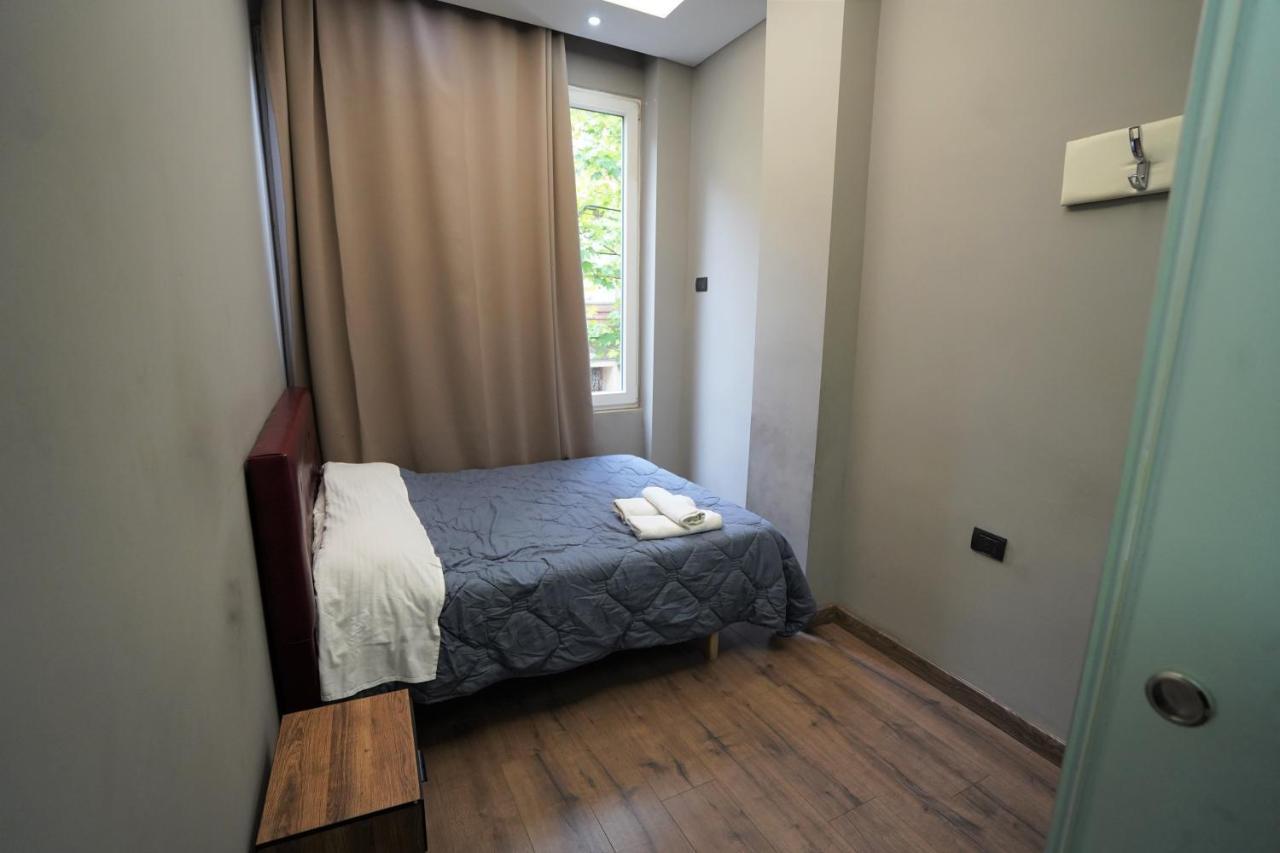 Driti Hotel Tirana Albania Ngoại thất bức ảnh
