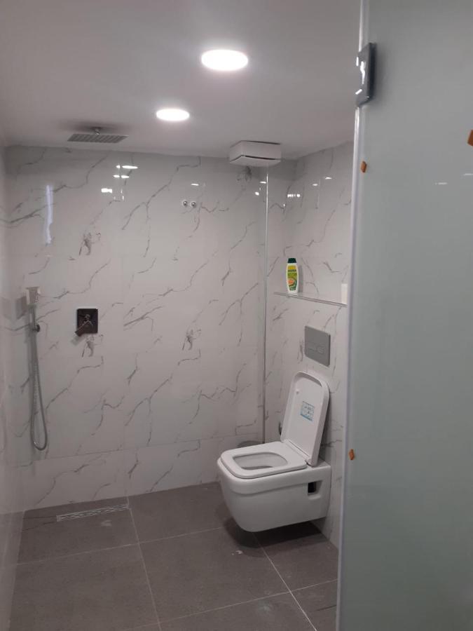 Driti Hotel Tirana Albania Ngoại thất bức ảnh