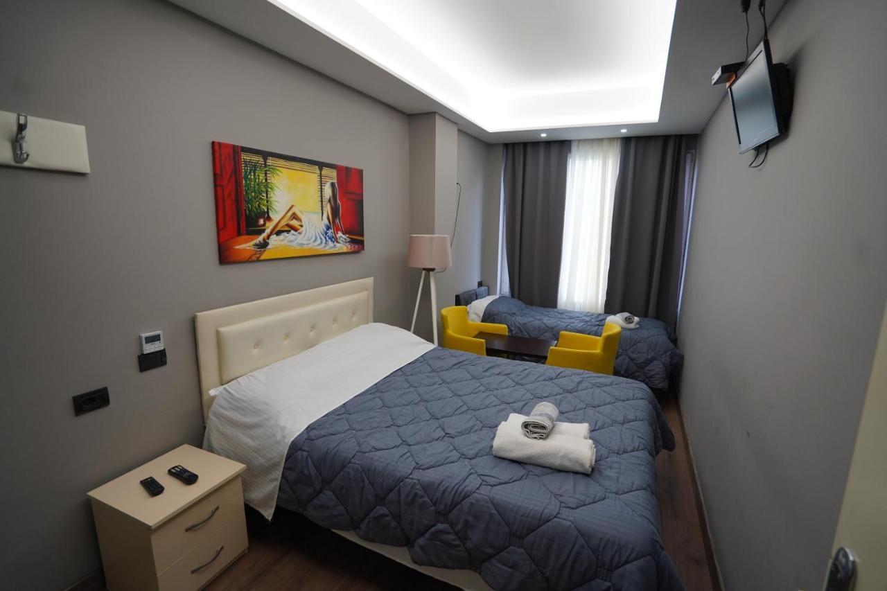 Driti Hotel Tirana Albania Ngoại thất bức ảnh